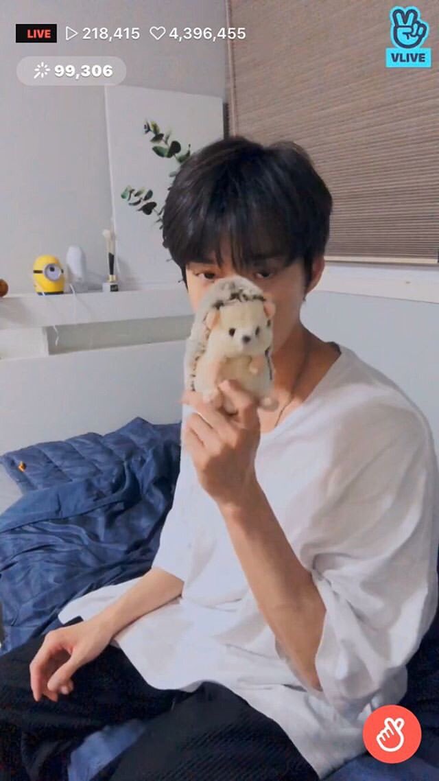 a thread of this doyoung because i have too much doyoung on my phone