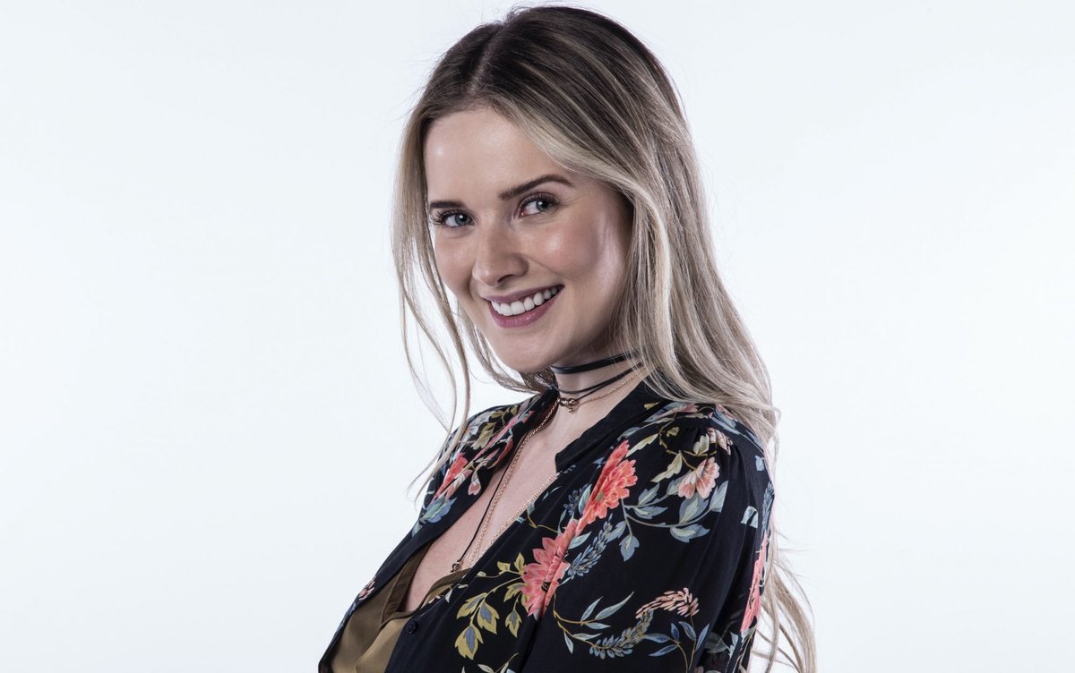 Que bella y hermosa sonrisa tiene mi reina <a href="/Kimy2Ramos/">Kimberly Dos Ramos</a> 😍☺️