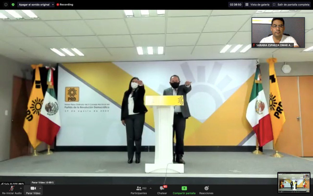 OmarSarabiaE's tweet image. Felicito @Jesus_ZambranoG @AdrianaDiazPRD por su nuevo encargo como presidente y secretaria general @PRDMexico @ZETATijuana @afntijuana @UniradioInforma @fronterainfo @MexicanoSocial @lacronicacom @saidbetanzos @AlfredoAlvarezz #PRD #PoderPRD