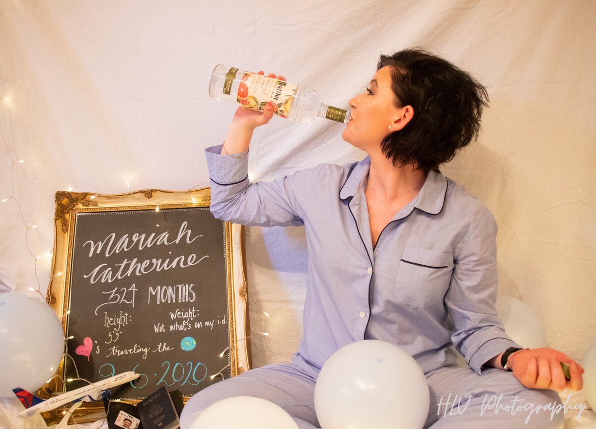 HlvPhotography's tweet photo. Baby themed birthday shoot! 🍼 Happy early birthday Mariah! 🎉 https://t.co/dvvqdCi4Dk