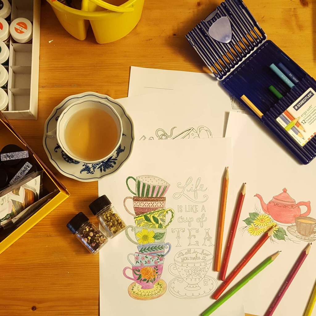 teashirtsau's tweet photo. Callout to Soo Chung, who was the enews winner of our #austcs2020 photo comp with this lovely shot.
#austcs #myofficeteabreak #tea #art #tw https://t.co/YwaWrrbYWy