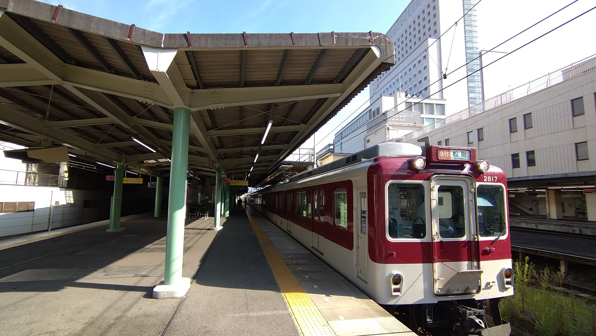 ノワール鉄道好き No 107 おはようございます 朝6時でもまだ日が昇っていて明るいですね 今日は去年の冬辺りから計画していた団体列車に乗りに行きます 今日も今日とて感染対策頑張ります 先ずは名古屋駅で近鉄に乗り換え 昨日買った近鉄1dayきっぷ