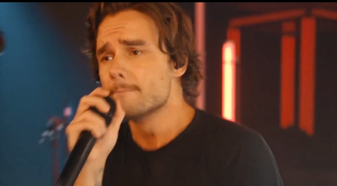 DRUNKM00N's tweet image. THANK YOU LIAM
FOR EVERYTHING THAT YOU DO
FOR JUST EXISTING IN GENERAL, YOU DON'T KNOW HOW MANY LIVES YOU'VE SAVED AND MADE THEM HAPPY AGAIN ❤️
#lpshowact2 
#thankyouliam 
#happybirthdayliam 
#27yearsofpayno