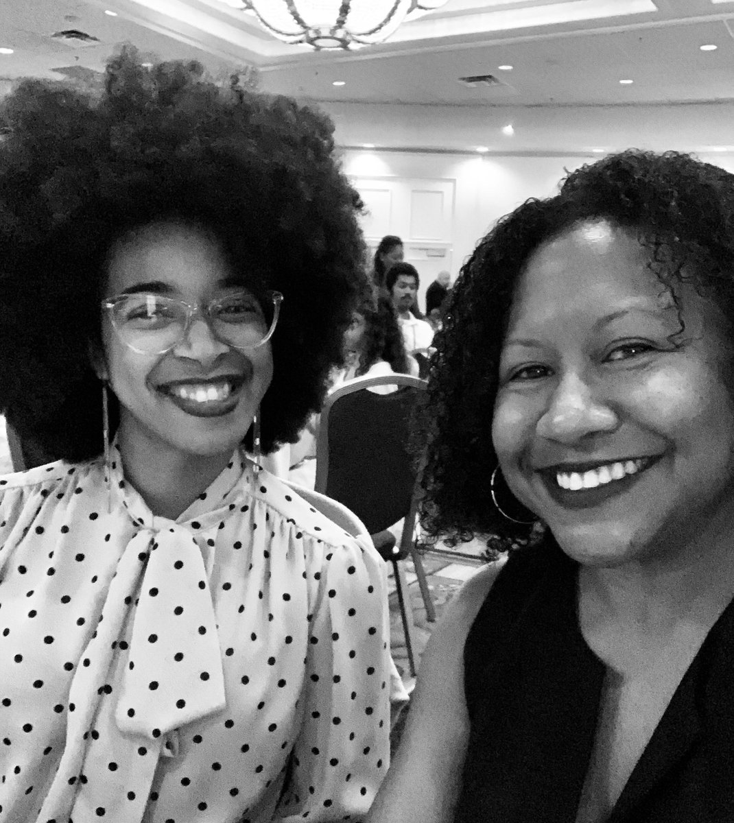 matrotz's tweet photo. #AmplifyBIE @BlkInEngineerng Florida Education Fund that awards McKnight fellowships to PhDs in Florida. Dr. Morehouse and @EngineeringUSF Mr. Bernard Batson - programs and people that really support our students. https://t.co/EmiyqBGDRp