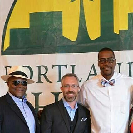 theTalkingHedge's tweet photo. We lost another legend today. RIP @UncleCliffy30
@UncleCliffySC #CliffRobinson #UncleCliffy #RipCity #Trailblazers #UncleSpliffy #Potlandia #Potlander #PortlandSmokers #Portland #Oregon https://t.co/EC5YFIhWKG