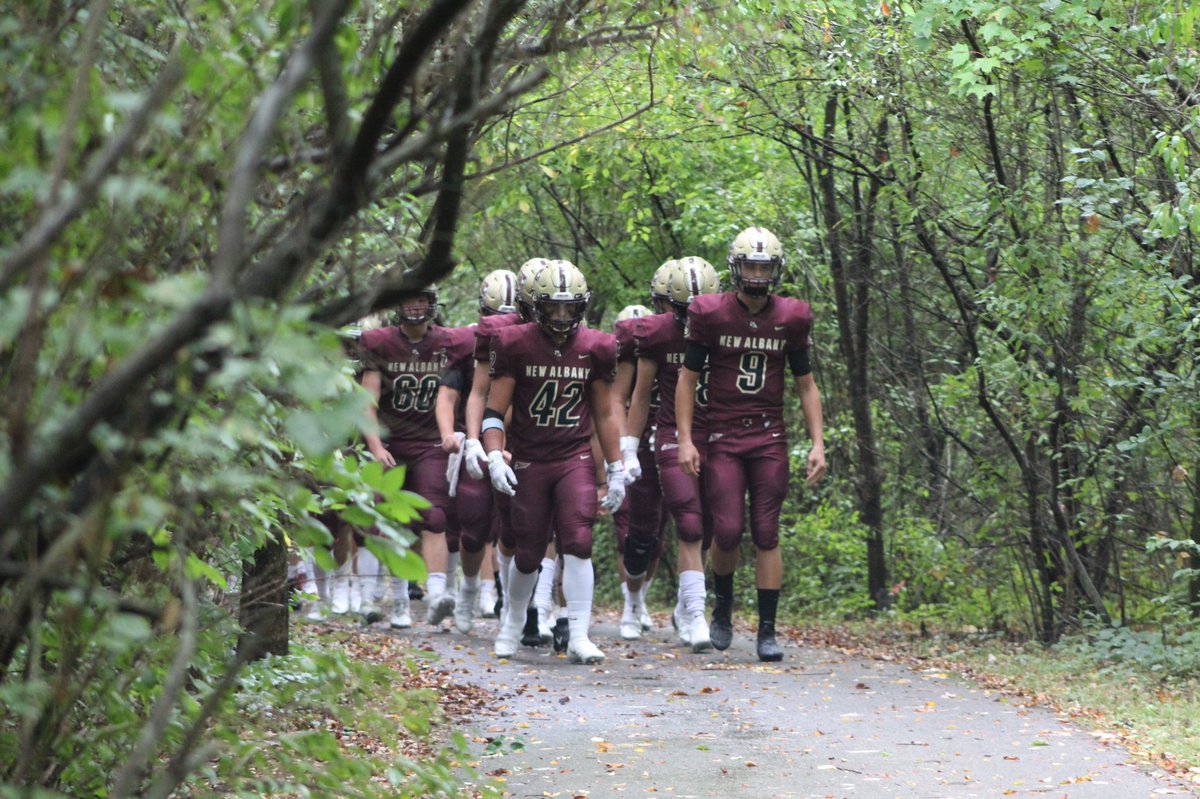 htibbitts's tweet photo. Locker rooms are closed.  So the Eagles entered the football field from the path that leads to the baseball fields. I have to say, I think the tradition should continue beyond COVID. One of my favorite pictures of the night...if not the past 4 years. https://t.co/V972mOvpmU