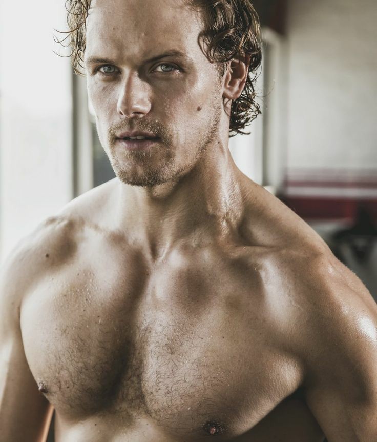 2. Some thirst traps are easy to spot.Some aren't.And, unfortunately (or fortunately depending on your point of view),  #SamHeughan is pretty much a walking Thirst Trap.See below for easy to spot Thirst Traps 