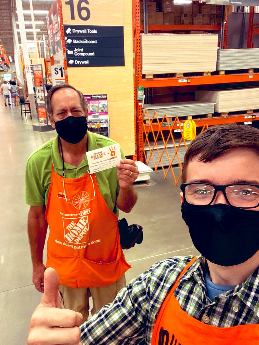 Dave in Millwork <a href="/HDNoblesville/">Home Depot Noblesville</a> was spotted correcting a safety issue in the racetrack earlier this morning. Thank you for helping keep others safe and for keeping safety standards in mind! @JAgnessTHD <a href="/brenten_ludlow/">Brenten Ludlow</a> <a href="/tbdavis62/">Tony Davis</a> <a href="/MAPMTomD239/">Tom Rankin</a>