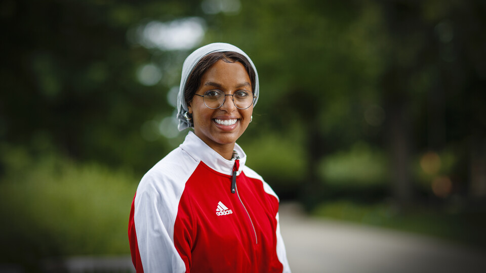 Batool Ibrahim:
✔️ Political science, global studies
✔️ President of Black Student Union
✔️ Senator in ASUN
✔️ Aims to be an immigration lawyer

Here's how she is fostering change: 
bit.ly/34Axmi6 #InOurGritOurGlory 

<a href="/UnlBsu/">Black Student Union-UNL</a> <a href="/ASUN_UNL/">ASUN Nebraska</a> <a href="/UNLPoliSci/">UNL Poli Sci</a> @UNLGLST