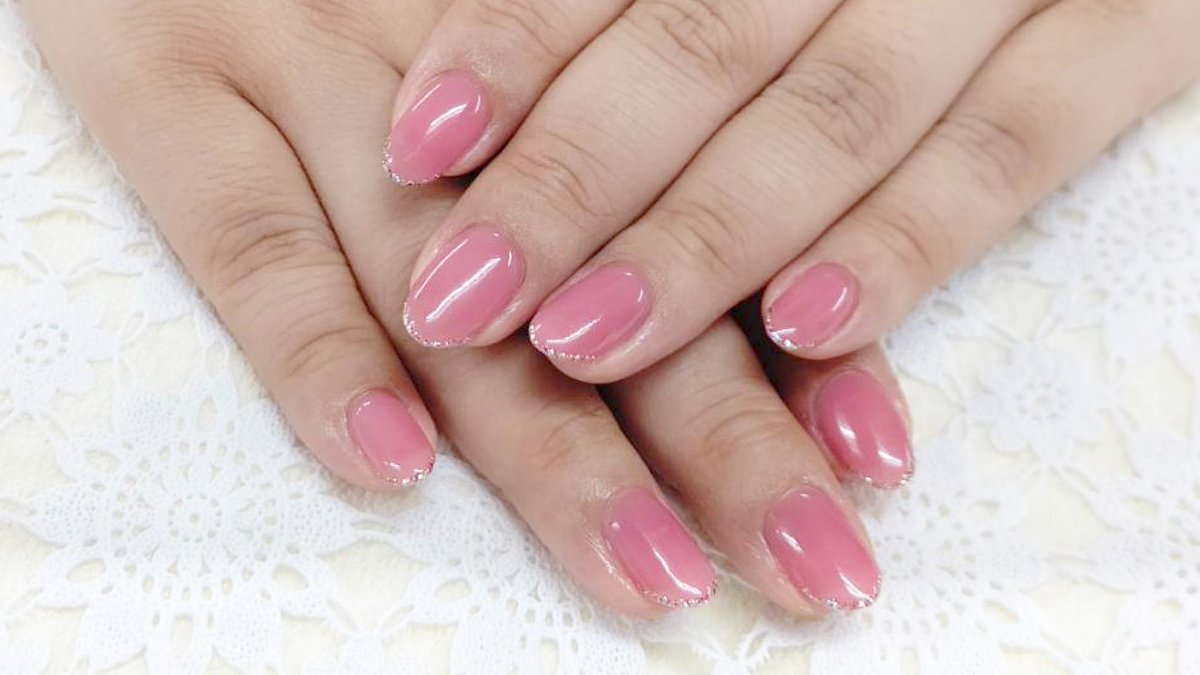 Fast Nail 立川店 V Twitter 本日のお客様ネイル カラーの一度塗り 二度塗りでお好きな色味に調整することが可能です こちらのお客様も薄めに透明感を残したまま仕上げています 涼し気で肌馴染みが良いのでオススメです またのご来店お待ちしております