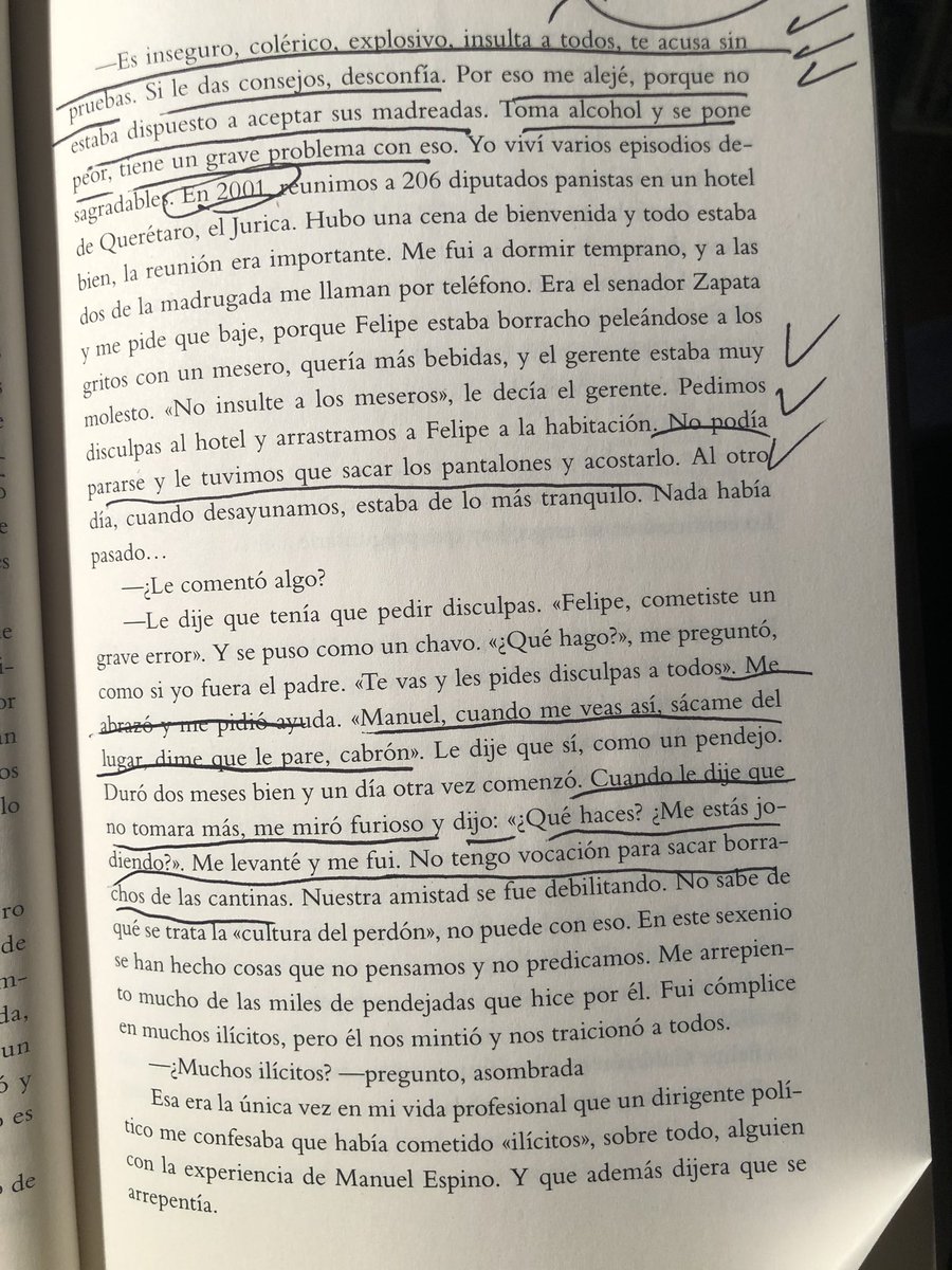 HernanGomezB's tweet image. Debe ser súper humillante para @FelipeCalderon leer el libro de @owornat con tantos testimonios de colegas y ex colaboradores dando cuenta de sus problemas con el alcohol y sus desfigures.... como este que cuenta @ManuelEspino....