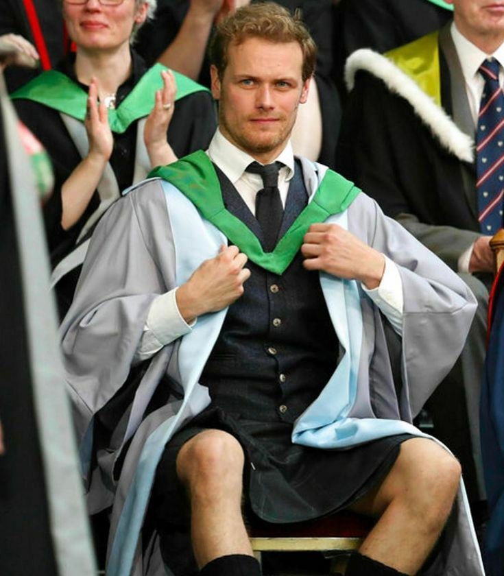 7. And, one we really need to point out is photographs where Sam's knees are seen.I don't know what it is, I'm sure researchers are writing papers on it as we tweet, but damn it, that guy's knees are kryptonite to many.Seriously, I reckon even Superman would fall over!