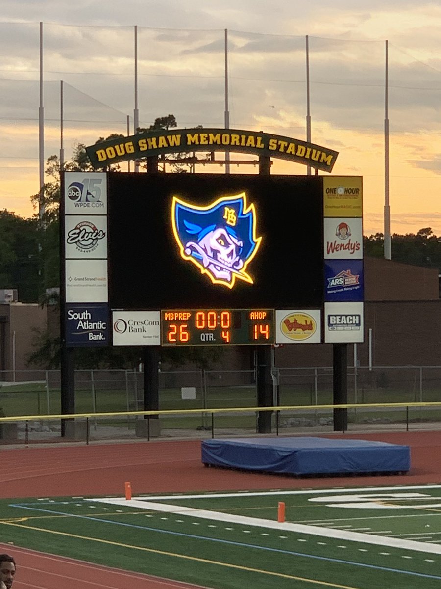 CollegiateMb's tweet photo. Big win for the Marauders today. Getting their 1st win of the 2020 season and also congrats to our HC @bikard for getting his first win as a Head Coach. #thebeach #CultureChange #CultureWins #BeachBoyz #FootballReturns #mbprep #FINALLYBALLIN https://t.co/Bck6Hy0uuD