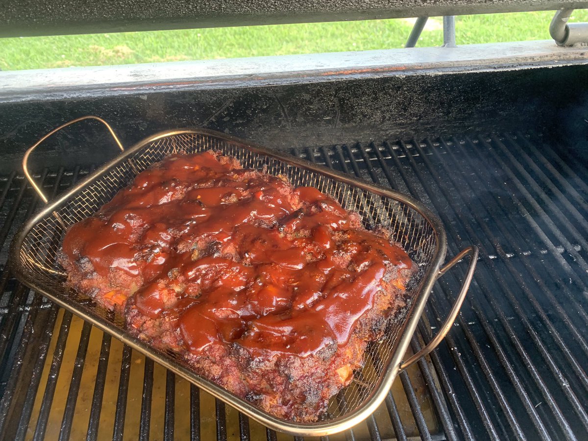 EvansvilleFD's tweet photo. A BIG shout out to our friends at @sbrbbq for supplying all of our Stations with a “care package” this week. Here are a few examples of how crews at Stations 2, 10, & 16 put it to good use. Thanks for thinking of us! #SBRfirehouse #firehousecooking #firehousechef https://t.co/m3xxpbZq4Q