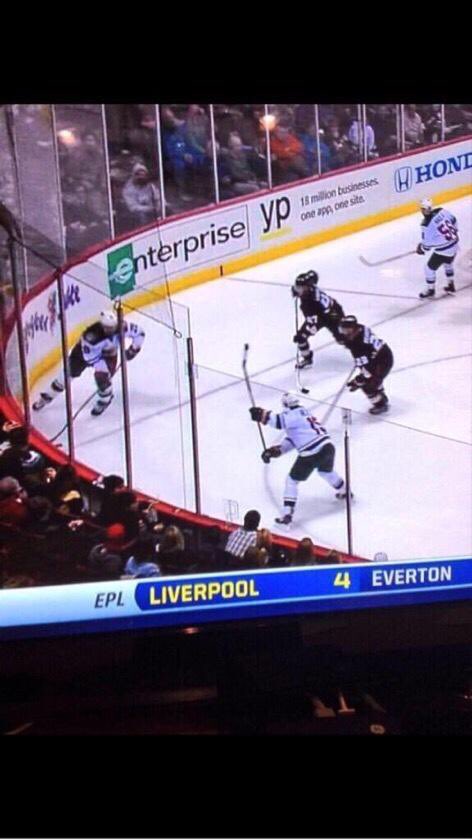 Dkuemps's tweet photo. Waiting for my one-timer during a delayed penalty https://t.co/6ncn03A9v6