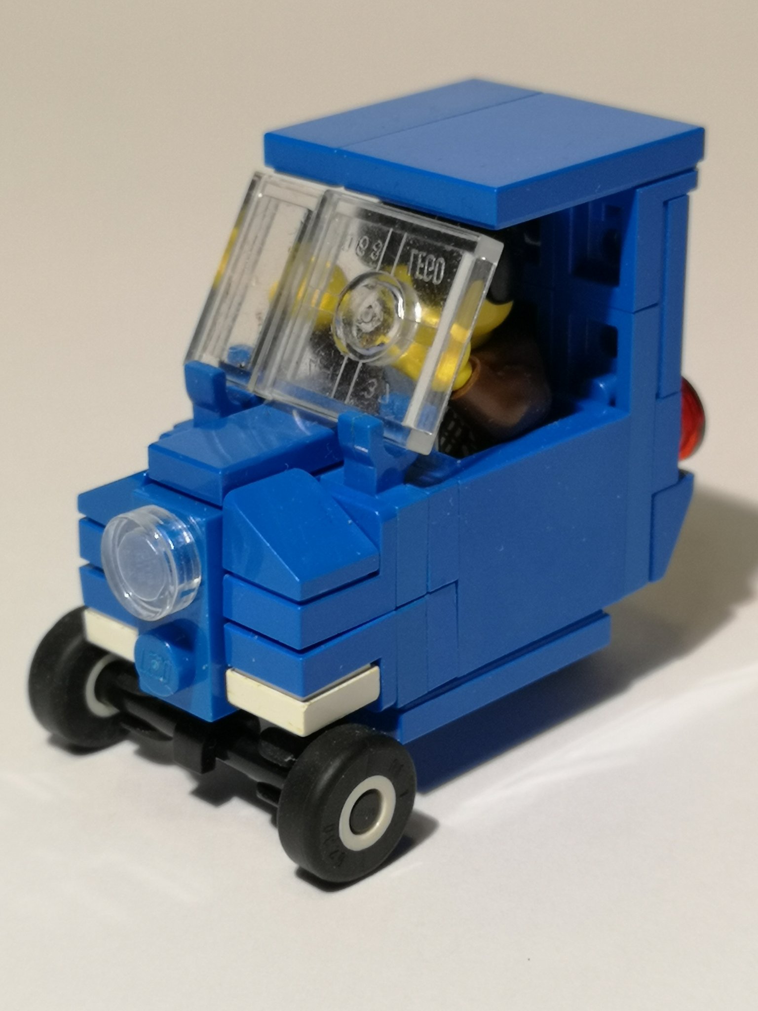 Lego peel p50 sale