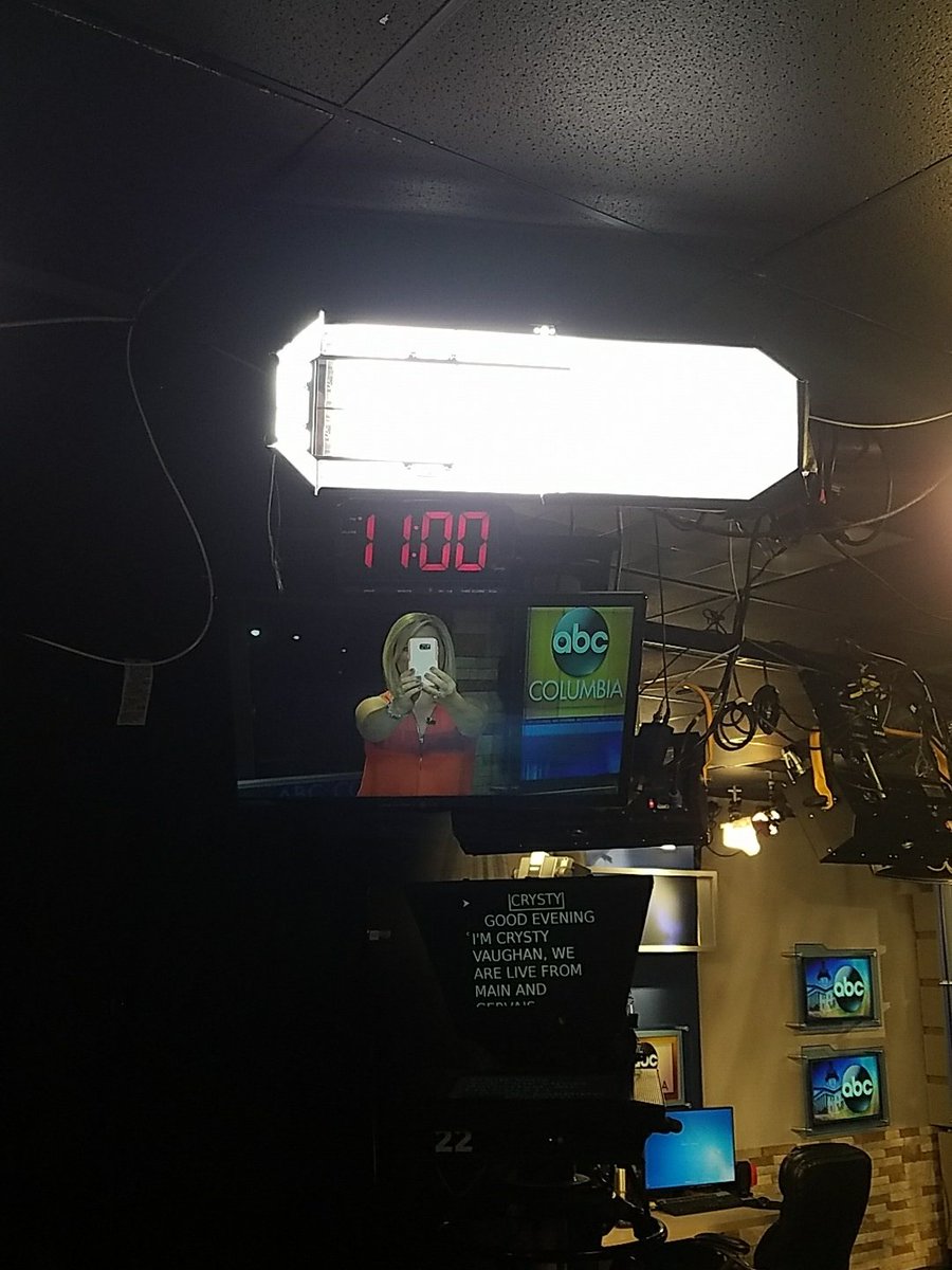 CrystyWOLOTV's tweet image. Join me tonight on @abc_columbia News at 11pm with the latest on how SC is honoring #ChadwickBoseman