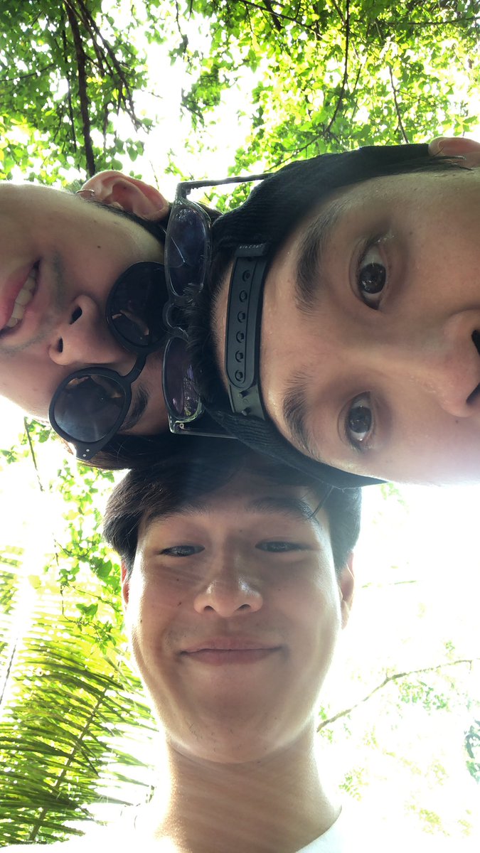 gunsmile_family's tweet image. วันนี้อยู่กันครบแล้ววว 🥰🥰 #ToelaewSS2
#gunsmile #สมายของแดดดี้