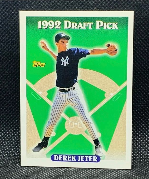 GK45X5's tweet photo. 💰🦅 Petersburg, Nebraska⠀⠀⠀⠀⠀
⠀⠀⠀⠀⠀⠀
#whodoyoucollect #baseballcards #baseballcardsforsale #baseballcardcollecting #nyyankees #nyyankeesbaseball #nyyankeefans #bronxbombers #newgenerationjunkwax #hobbyhilife #petersburgnebraska https://t.co/O81a5dNqhO
