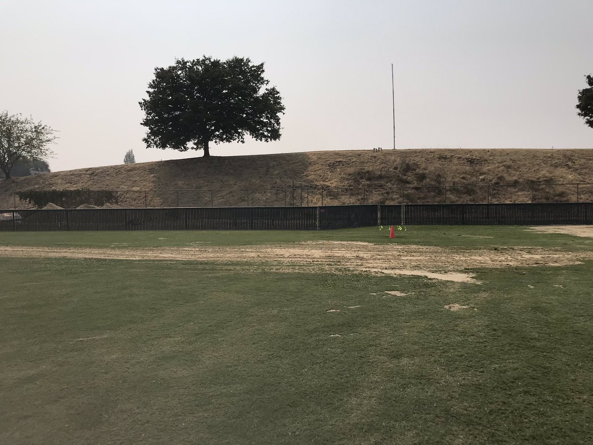 ButteBaseball's tweet photo. Before and afters... #whitefield #flatfield #attitudeandeffort #meepmeep #buttebaseballiscool #getinthetrenches #grinders #creatingmemories #greathops #nolikesandanymore #fieldexperts https://t.co/ZQYBxg0bSF