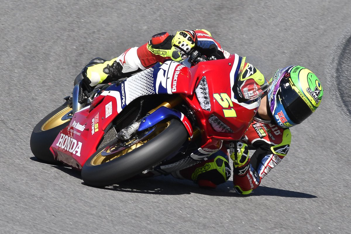 hondaracingbr's tweet photo. Vai ter dobradinha Honda no grid da corrida da SuperBike!

P1 - @ericgranado 
P2 - Pedro Sampaio

📷 Ricardo Santos/Mundo Press

#motos #motovelocidade #superbike #interlagos #honda #hondaracingbrasil https://t.co/w9ZGKQeIdr