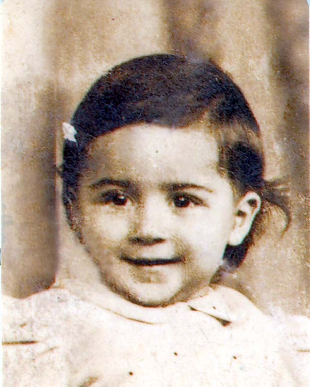 AuschwitzMuseum's tweet image. 30 August 1941 | Belgian Jewish girl Dora Poznanski was born in Brussels. 

In 1943 she was deported to #Auschwitz and murdered in a gas chamber after the selection.
