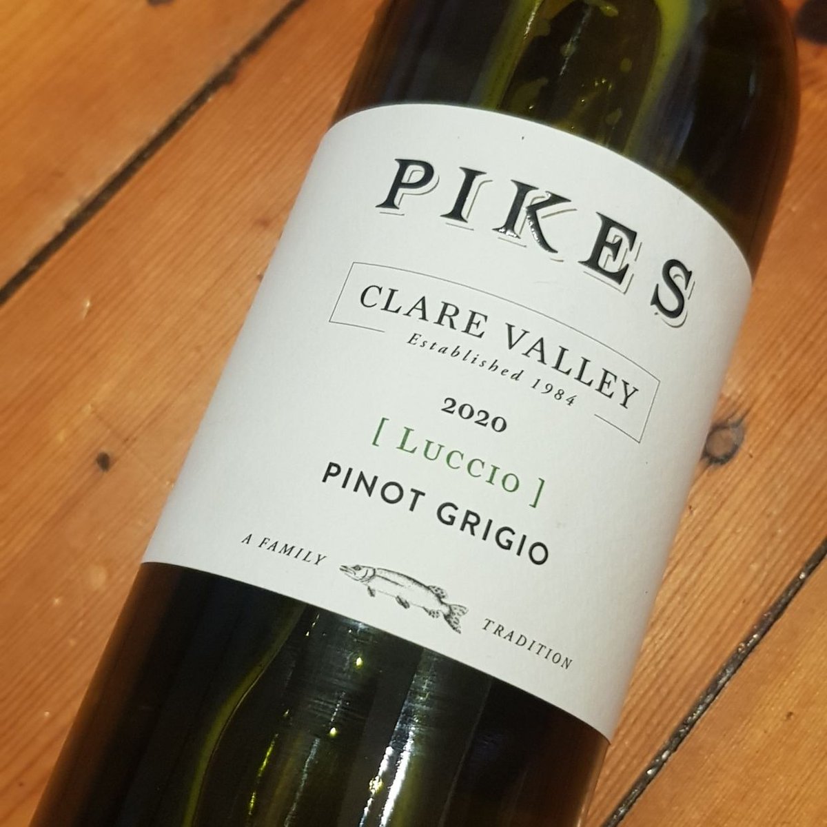 Pikes under the microscope and new wines from Ricky Ponting 🏏🏏🍷🍷 - eepurl.com/hb65ET