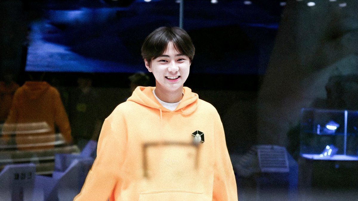 3. 동끆"누나 잠시만 기다려봐요" 하고 열심히 요리해다 줌. 여친이랑 밥 다 먹고 그릇 정리하려고 주방 갔는데 주방이 폭탄 맞은듯이 난리나있어. 닩녫 당황해서 여친 다시 침대로 돌려보내려고 하는데 여친이 안가니까 "...누나 그냥 지금 먼저 쉬고 정리 이따 할까요?" 하고 결국 같이 쉬기로 함.