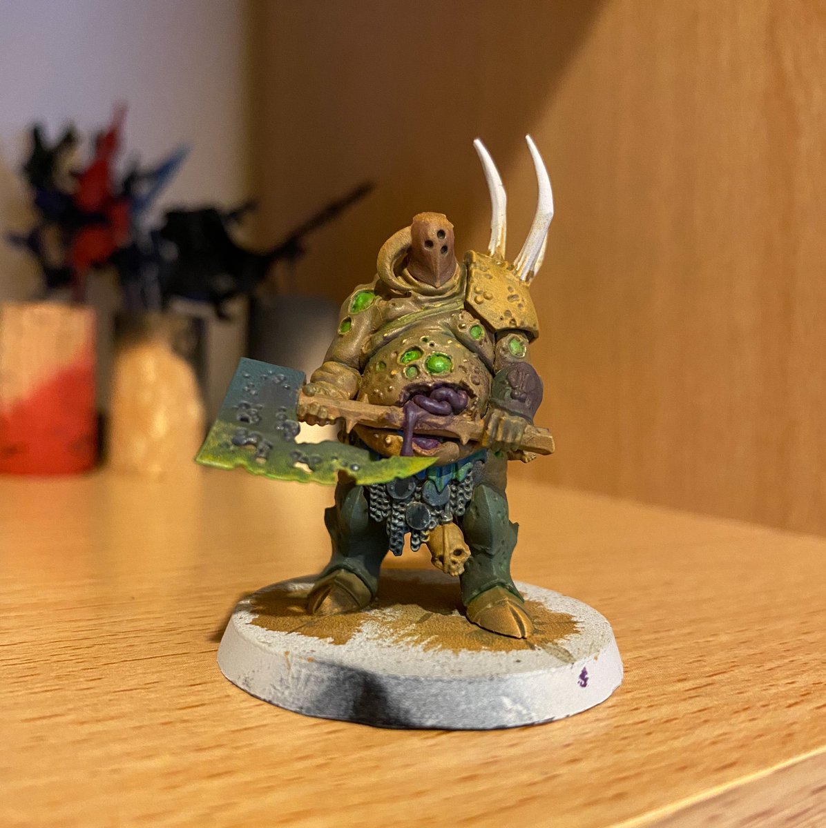 wartopgaming's tweet photo. #paint2raise Thank you too everyone who took part!! We managed to raise a good sum of money for #youngminds Here is my miniature from the completed challenge very stressful but very fun!!! #warhammer40k #warhammercommunity #warhammerfantasy #warhammer https://t.co/lz4zOkQU2n