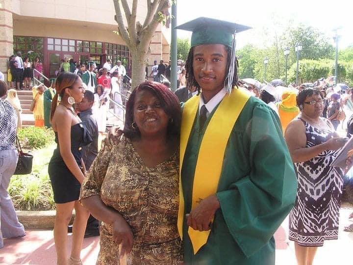 UncleLou tweet media