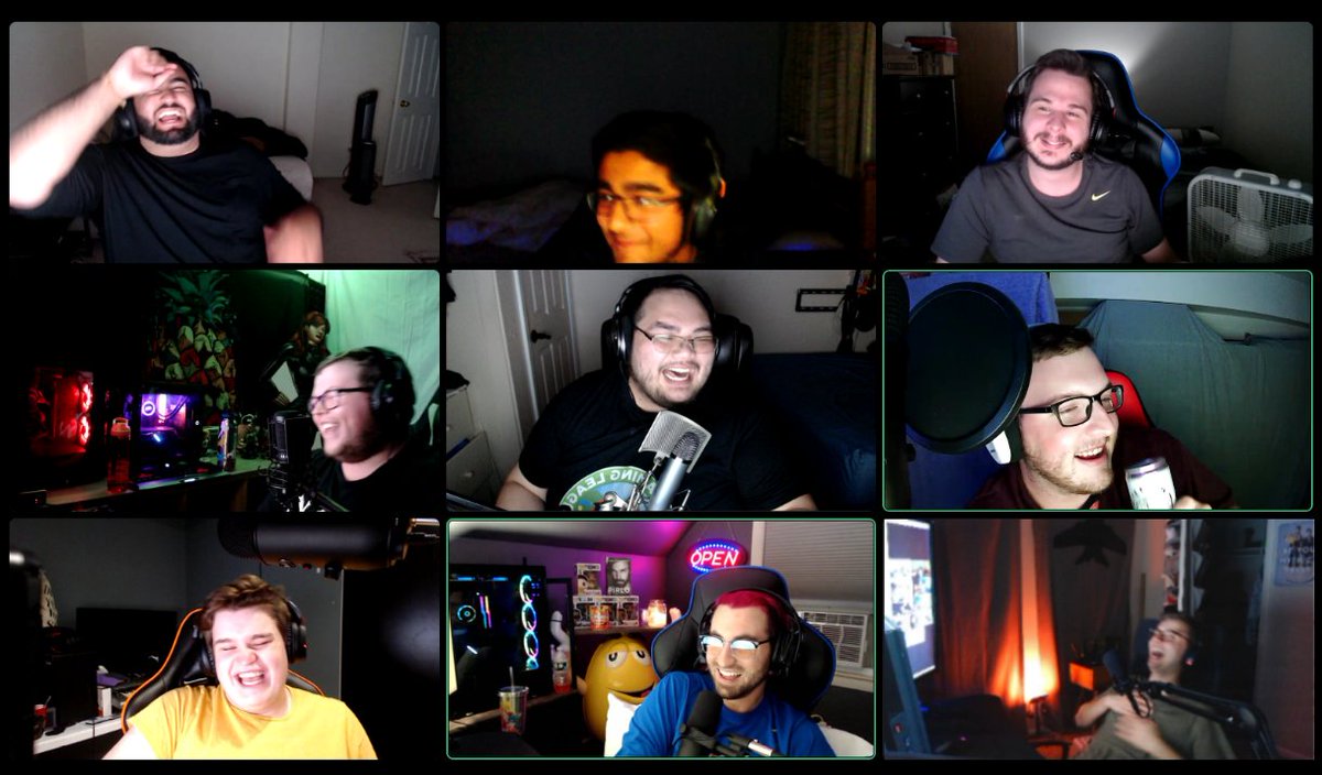EmJovBR's tweet photo. Saturdays are for the boys and we're playing Cards Against Humanity 😂 https://t.co/EZVAS3Ayqv