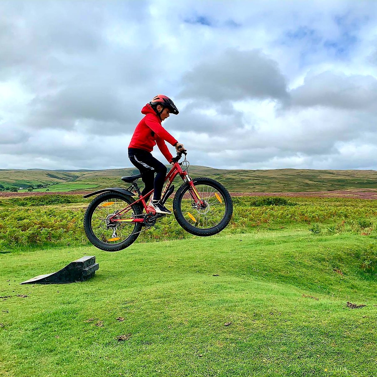 CycleActive's tweet image. Yesterday&apos;s skills mission complete. 
#lakedistrict #privateinstruction #anyage 

cycleactive.com/index.php/moun…