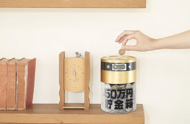 合計金額を自動で計算してくれる50万円貯金箱が販売されるぞ～