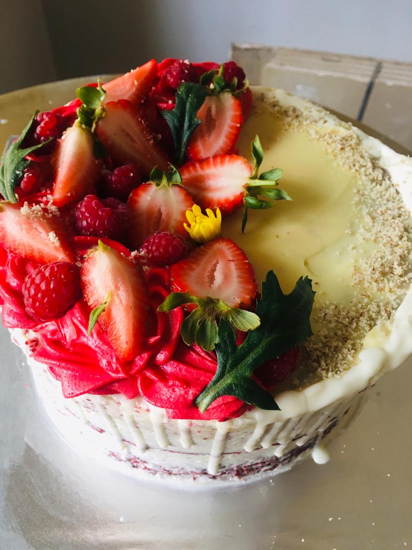 cakemanbw's tweet photo. We specialize in the best cakes around town. Get yours today and taste the yummyness too .
📱+267 72116385 for orders and inquiries.
#Cakeman #MakingLifeSweeter https://t.co/3999oa47av