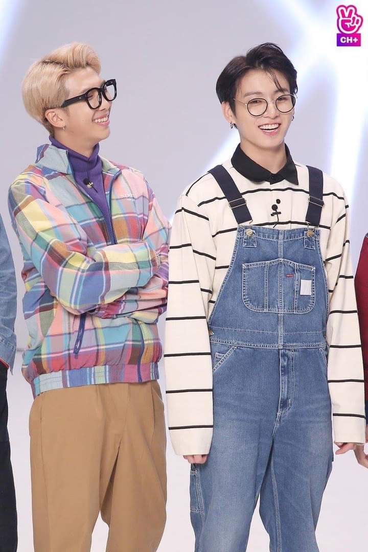 They& #39;re happy when they are together