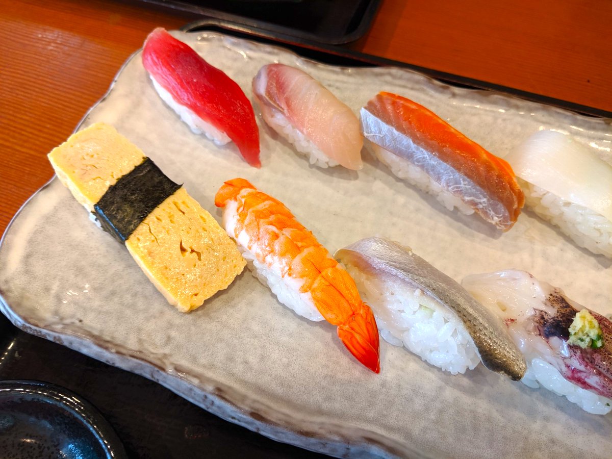 まつおか 中目黒にある 魚いち のランチは 平日も休日も1080円で旨い12カンの握りと茶碗蒸しが食べれるのでとってもお得 ネタもシャリもおいしいので最高ですよ 魚いち 中目黒 T Co B0fbdetewy まつおか 中目黒にある 魚いち のランチは 平日も休日も1080円で旨い12カンの握りと茶碗蒸しが食べれるのでとってもお得 ネタもシャリもおいしいので最高ですよ 魚いち 中目黒 T Co B0fbdetewy