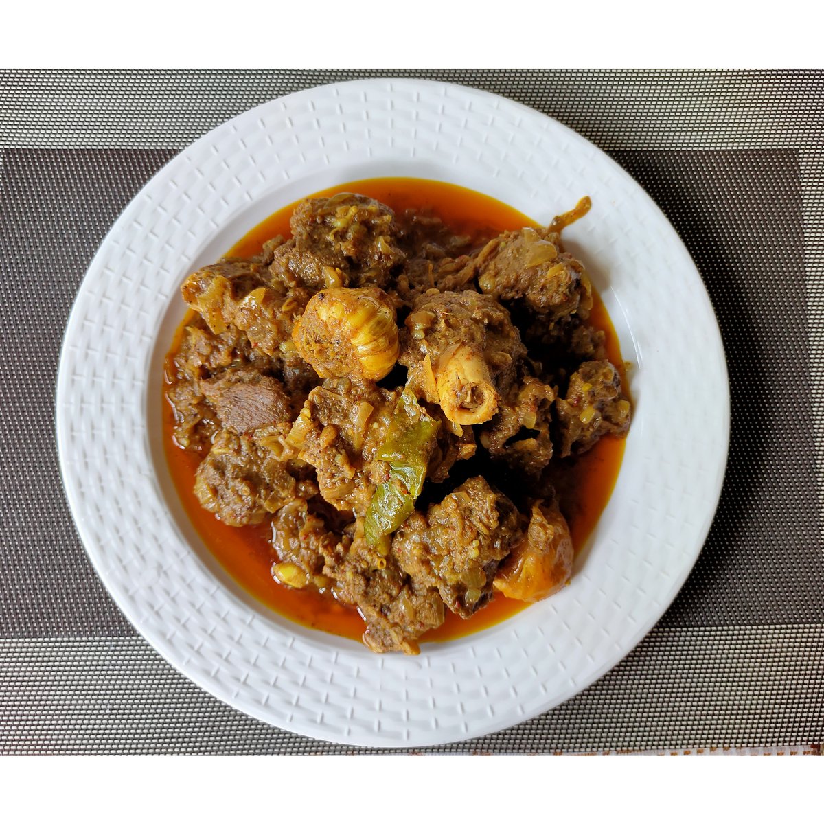 Champaran Mutton | Ahuna Mutton Recipe | Pot Mutton Recipe | Champaran Style Mutton Curry
To know the complete recipe click on my YouTube channel, link mentioned in the bio.
#ChamparanMutton 
#AhunaMutton 
#MuttonRecipes #Recipe #RecipeOfTheDay #recipeblog #mutton #bihari