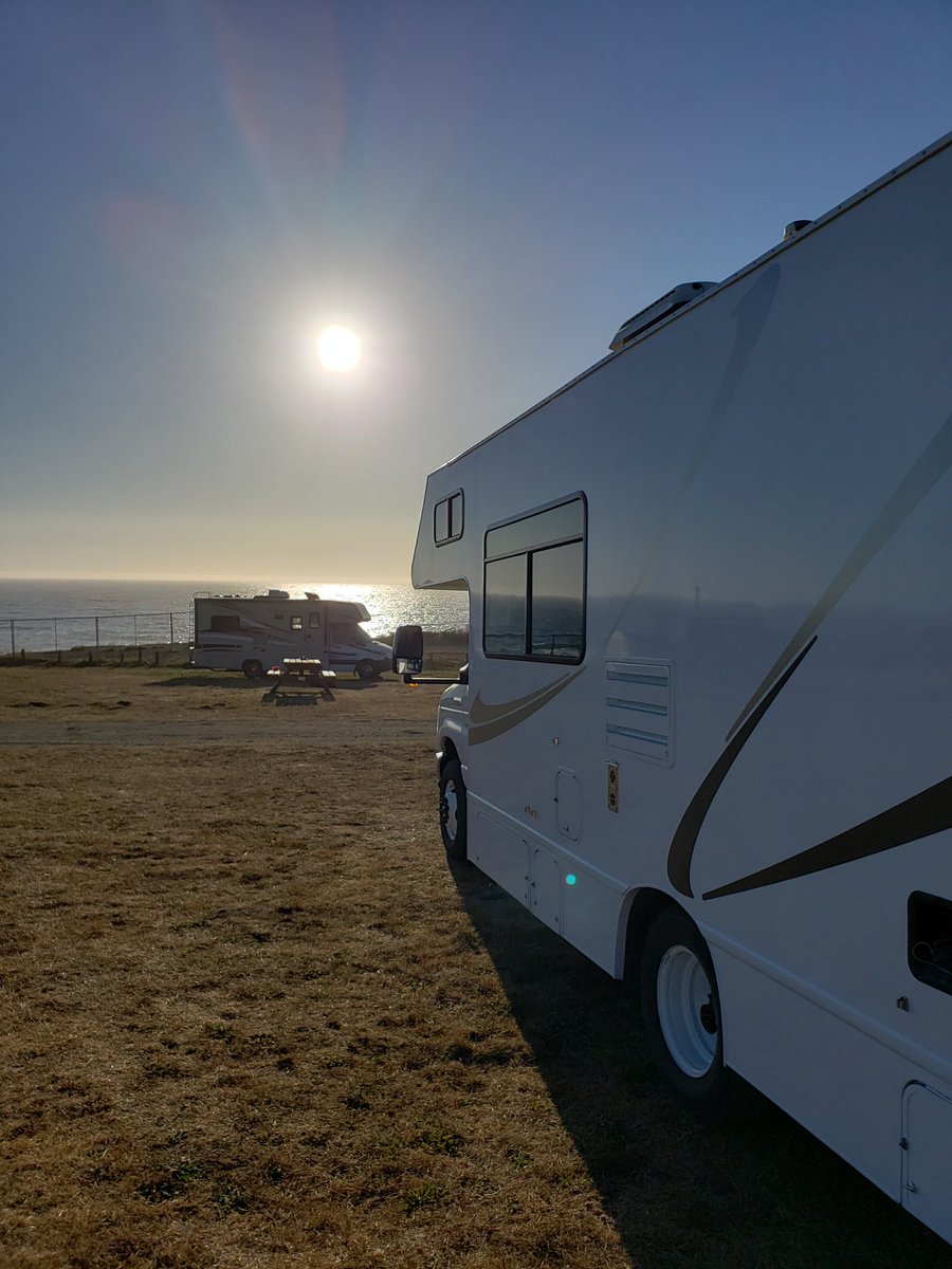 tinyocean_rving's tweet photo. We arrived at #AbalonePoint after ~6h instead of ~4h but we had no traffic and only stopped to grab a coffee. Not sure what happened. Anyway we are glad to be back! 😍 #RVTrip7 #RV #RVingUS https://t.co/v94jc9ZdnX