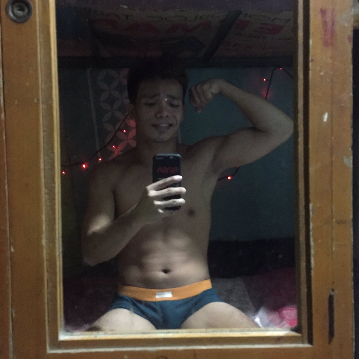 Owalicious101's tweet photo. Hot pa sa mainit na tubig nyo 😂✌🏻 https://t.co/VcoH1Bo8Ll