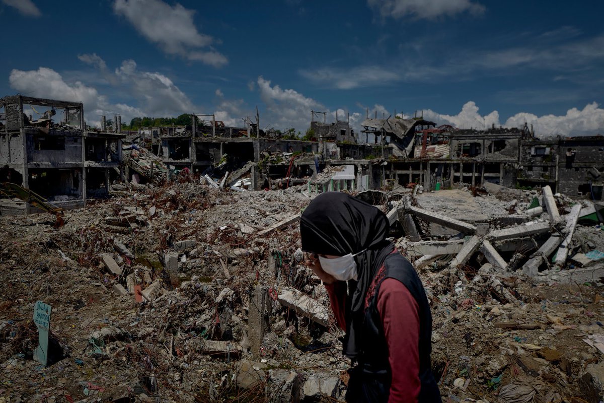 Marawi #SingingForThePresident Photo: Jes Aznar