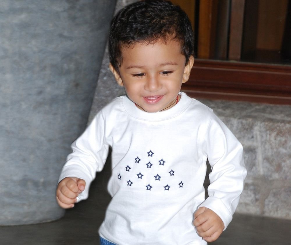 Mahesh__Khaleja's tweet photo. 𝘼𝙧𝙚 𝙮𝙤𝙪 𝙜𝙪𝙮𝙨 𝙧𝙚𝙖𝙙𝙮 🏇🏇🏇
    𝙛𝙤𝙧 𝙈𝙖𝙨𝙨𝙞𝙫𝙚 𝙩𝙧𝙚𝙣𝙙🏌️🏌️🏌️
 #SarkaruVaariPaata 🔔 @urstrulyMahesh 💫 https://t.co/qDJbq3FQ3T
