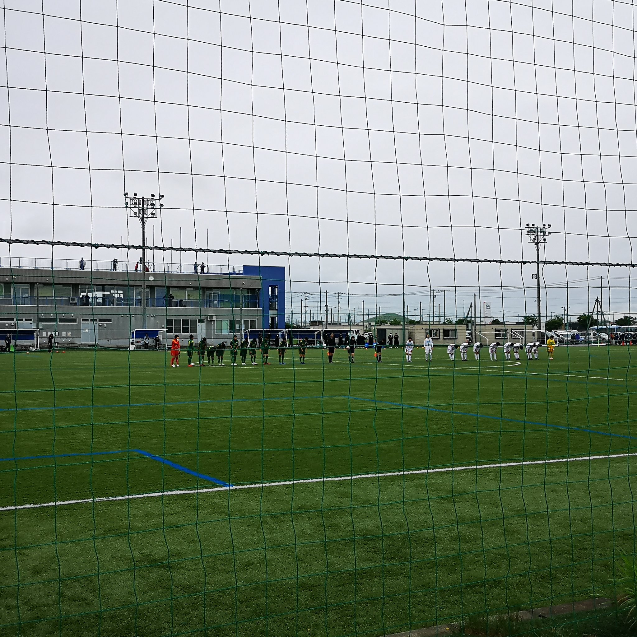 かわばた あつし 北海道女子サッカーリーグ兼皇后杯予選 文教大明清戦 2対0で勝利 気温も低く雨の中のコンディションで 開始からの猛攻に耐えて勝利です ９月は決勝 優勝目指し頑張れ 女子サッカー リラコンサドーレ T Co Jddfk85m0w
