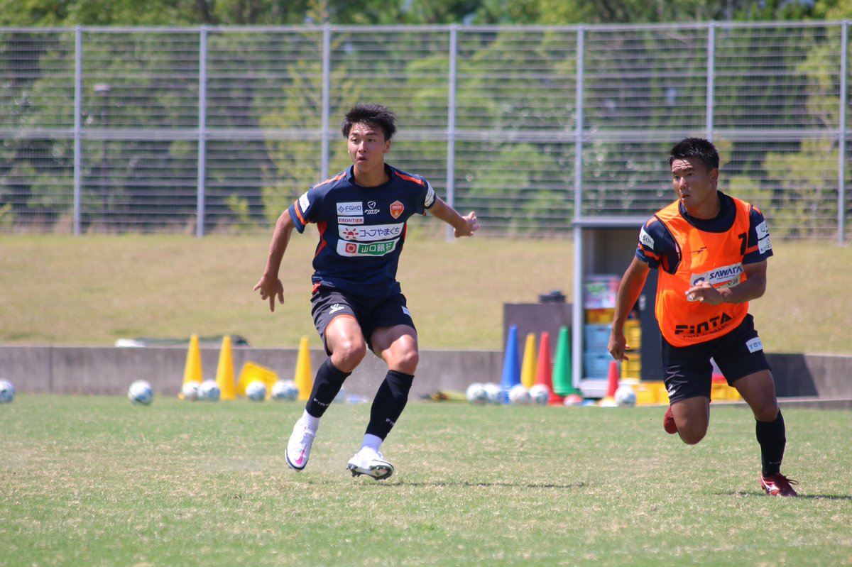 レノファ山口ｆｃ 今日はミーティング トレーニング 悔しい気持ちはみんな同じ 俺がやってやる 強い気持ちを持って Renofa レノファ