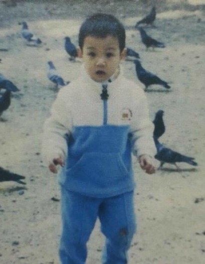 jungkook's baby photos but as you scroll down he gets older ~ a thread 