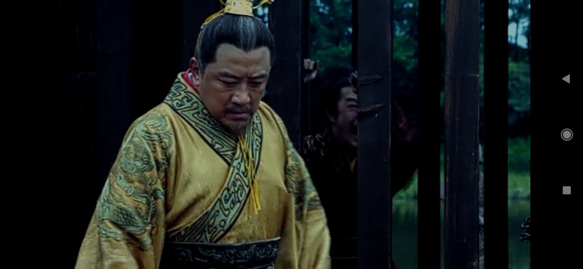 You know...it's weird but I don't really hate this char anymore. Prince Yu and The Emperor were so broken during this scene. I think, no matter what, he did love Yu way more than his other sons.