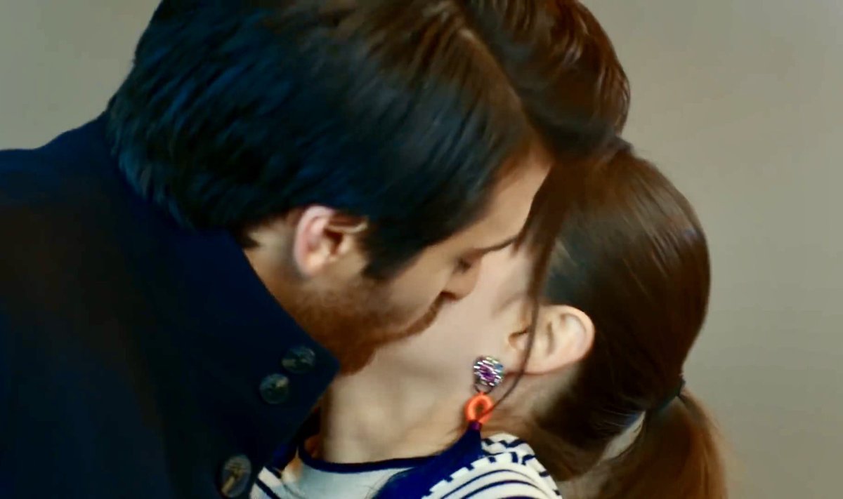  #EzGür as   #NazFer   9 Bölüm            19 Bölüm   #BayYanlış     •       #Dolunay