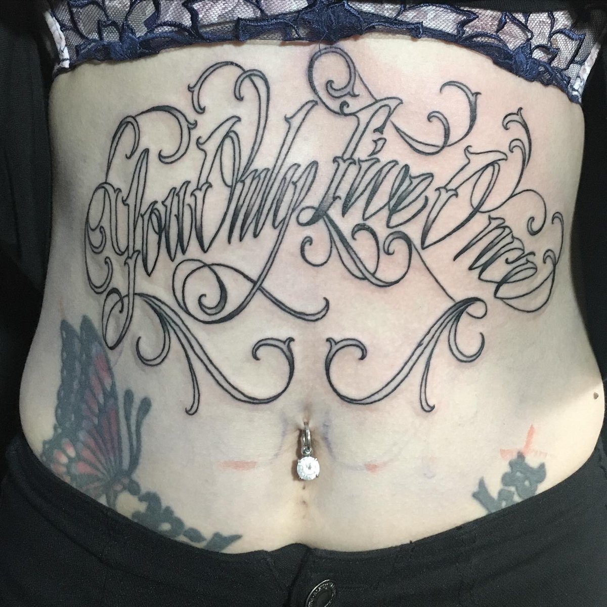 スリーピー 渋いお腹のスクリプトや龍 紫鳳凰彫っております ありがたゃ Hyperdragon 高知 Tattoo 刺青 タトゥー 入れ墨 高知tattoo 高知タトゥー