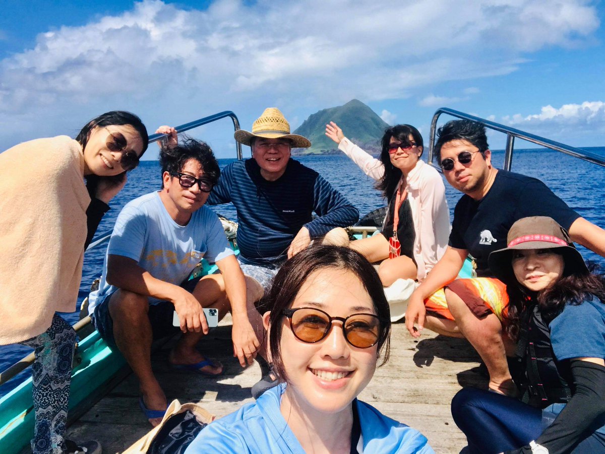 藤川 Ryujin 靖彦 渡船をチャーターして 八丈小島へシュノーケリングツアー 最終日 最高の天気に恵まれて 夏の島を満喫しました 八丈小島 八丈島