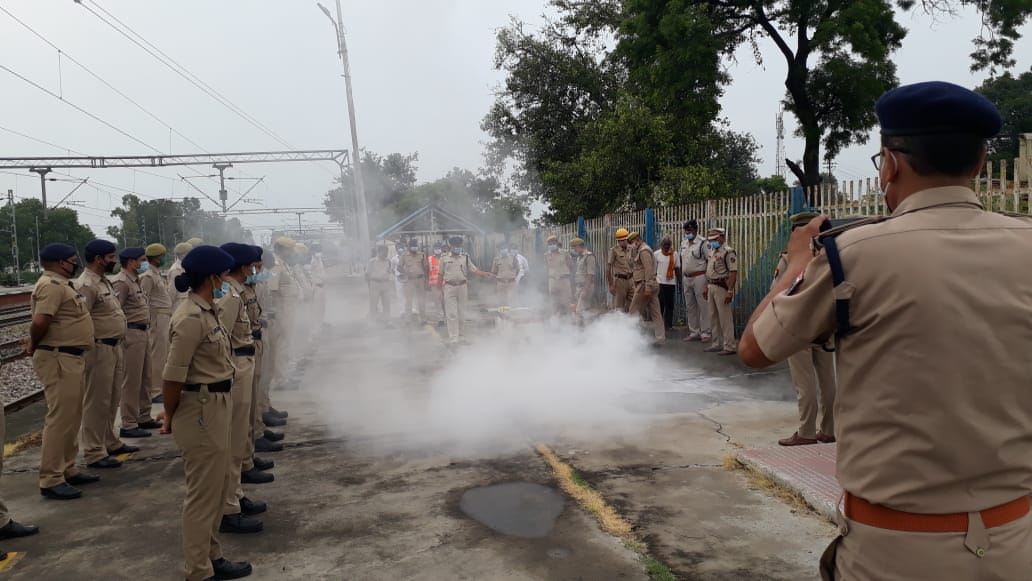 ipfhpu's tweet photo. Mock Drill Conducted by RPF at Garhmukteswar in Jurisdiction of Inspector Hapur https://t.co/fCcLw7vpmr