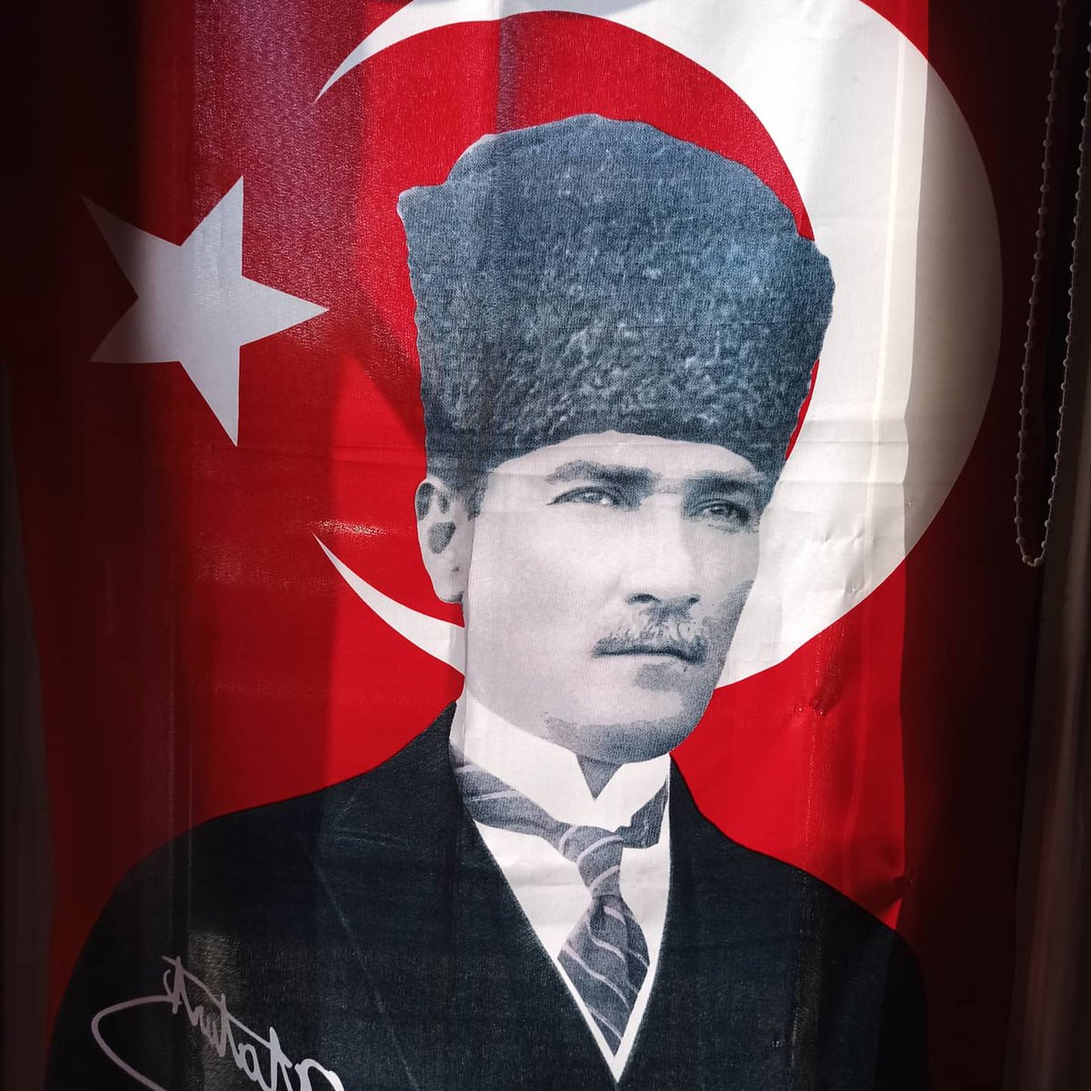 RefleksSigorta's tweet photo. 30 Ağustos Zafer Bayramımız kutlu olsun, https://t.co/2vYbEpoSB7